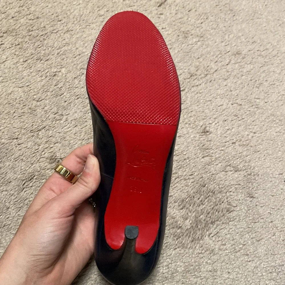 Christian Louboutin Round Toe Pumps - Picture 6 of 8